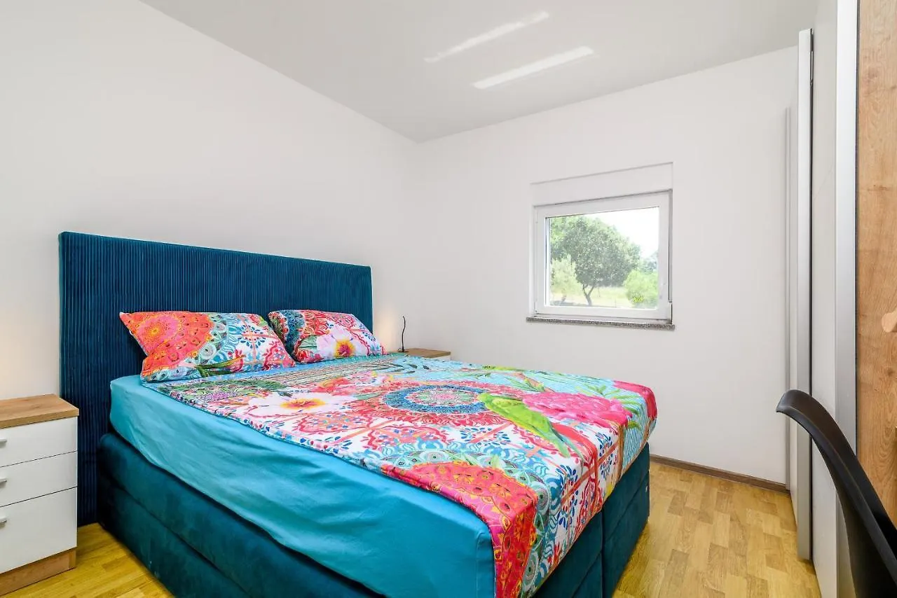 Ferienhaus Biskupije Veronika Marija Medulin Holiday home