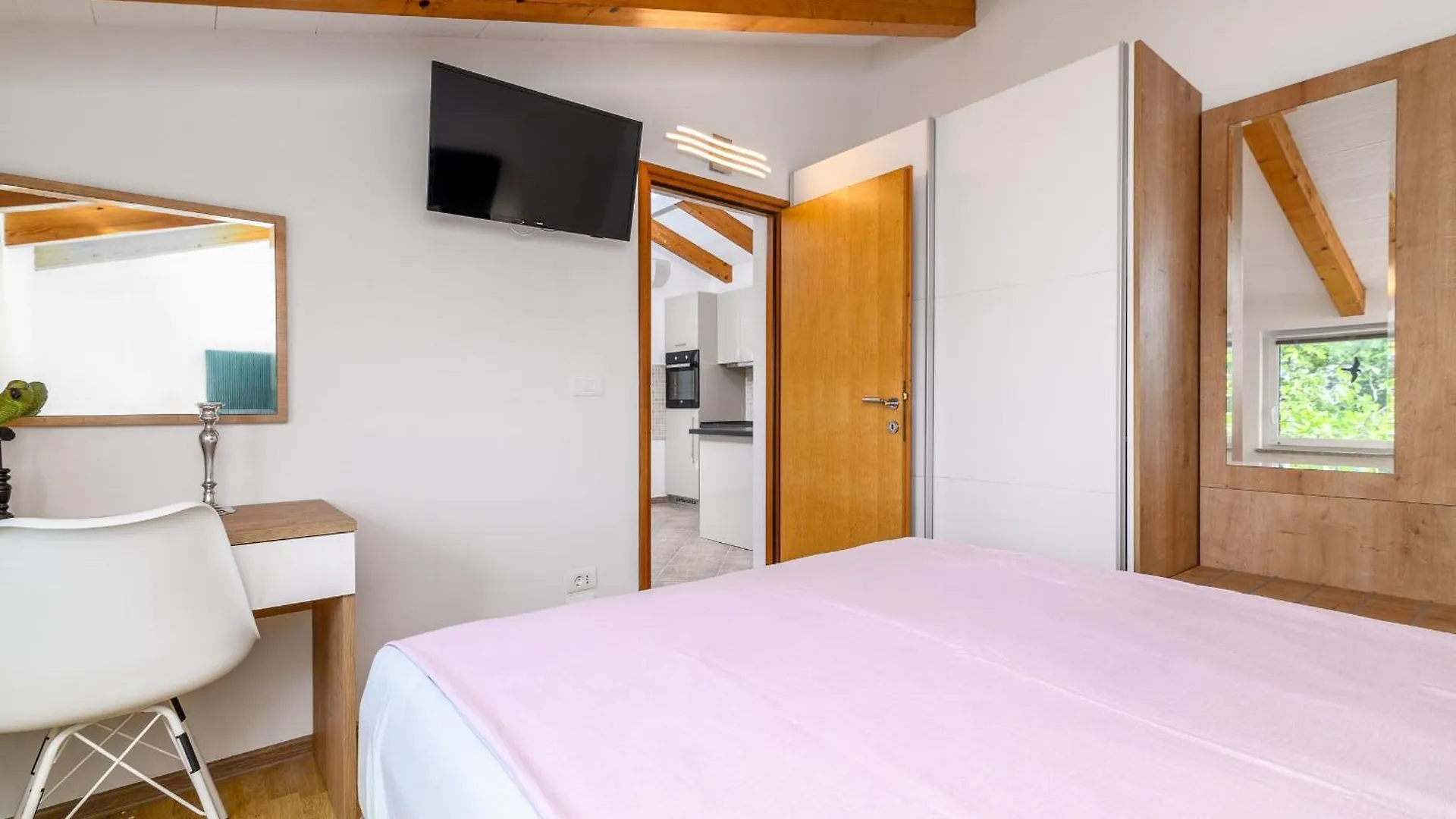 Holiday home Ferienhaus Biskupije Veronika Marija Medulin Croatia